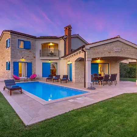 Torre Ii Holiday home *