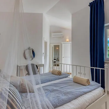 Holiday home Torre Ii Tar-Vabriga